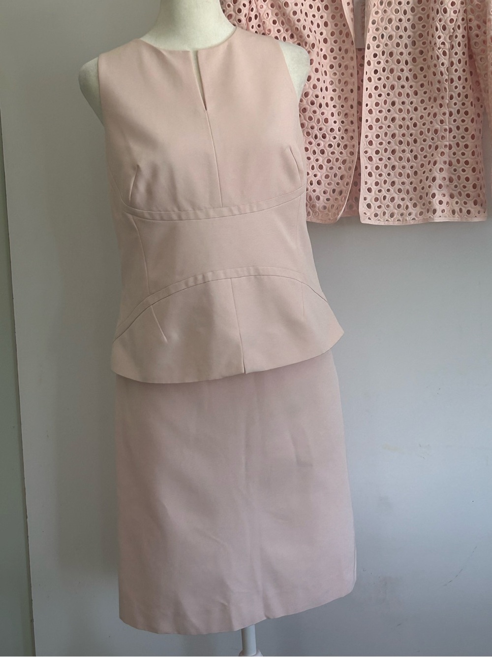 Carlisle 2pc Blush Pink Peplum Top & Pencil Skirt sz12 EUC